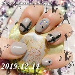 グレージュ×黒ラメクロスネイル!