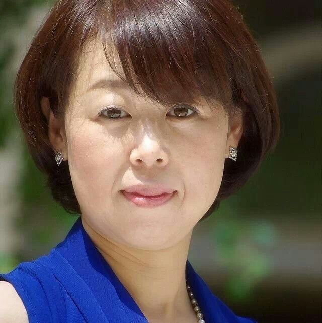 石田ゆり子さんのファッションアドバイス お金の価値観を解放して売上アップ ヒーラー セラピストの魂の目的に沿った起業をサポート