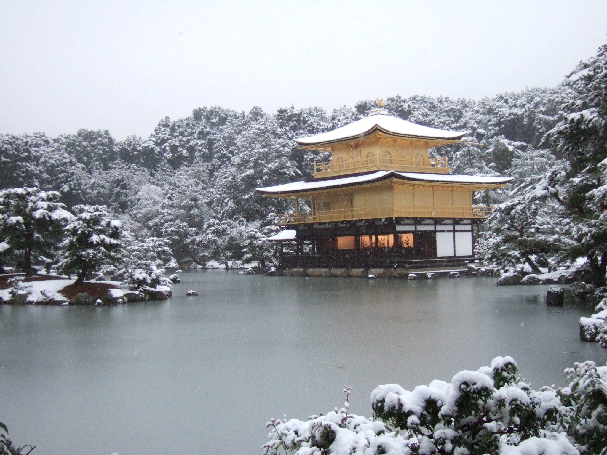 雪 金閣寺 号外 一生長崎人運動部