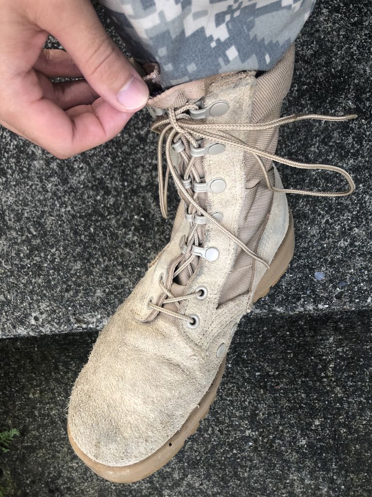 見た目はまず足元から ブーツの綺麗な履き方 足ゴム 裾落としって ミリタリーゆるふわ雑記欄