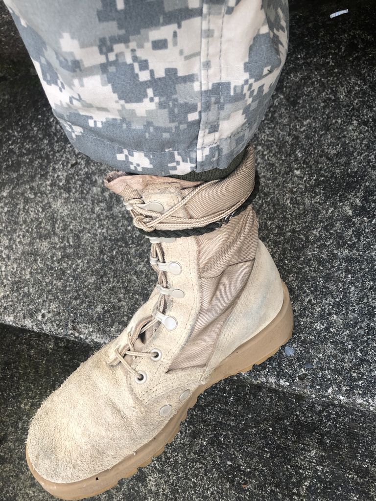 見た目はまず足元から ブーツの綺麗な履き方 足ゴム 裾落としって ミリタリーゆるふわ雑記欄