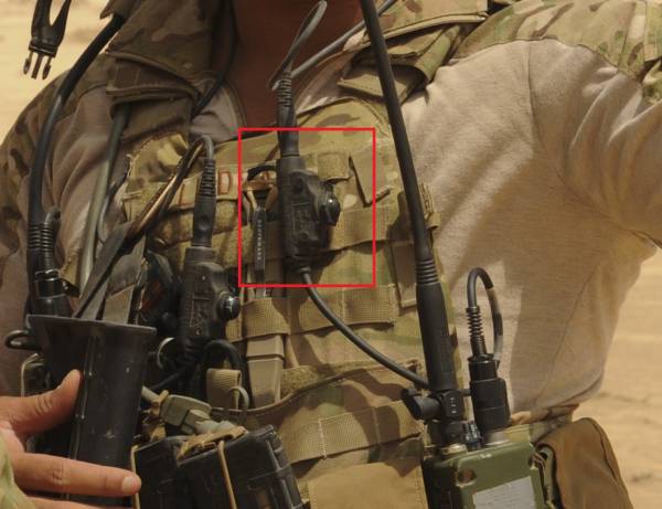 実物　3M PELTOR COMTAC PTT サバゲー　ダミーラジオ　無線機 装備にリアルさをプラス！タクティカル・アクセサリー【その3