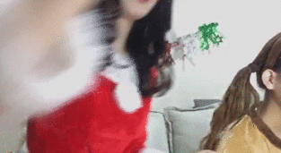 服部有菜パンチラ (3)