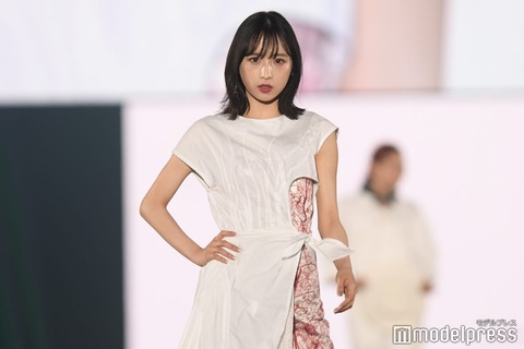 kIcBboweMoT_xvEGu9FVFtiX4c7v4cLcBxLhnQZO5Jg