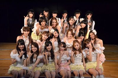 400px-2012年11月1日_チームKウェイティング公演