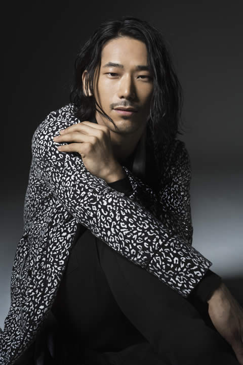 Flower Song アー写 2 Steel Blue