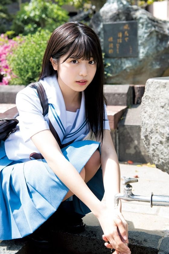 「日本一かわいい高校一年生」吉田莉桜(16)、「ヤンジャン」グラビア登場　美ボディラインくっきり