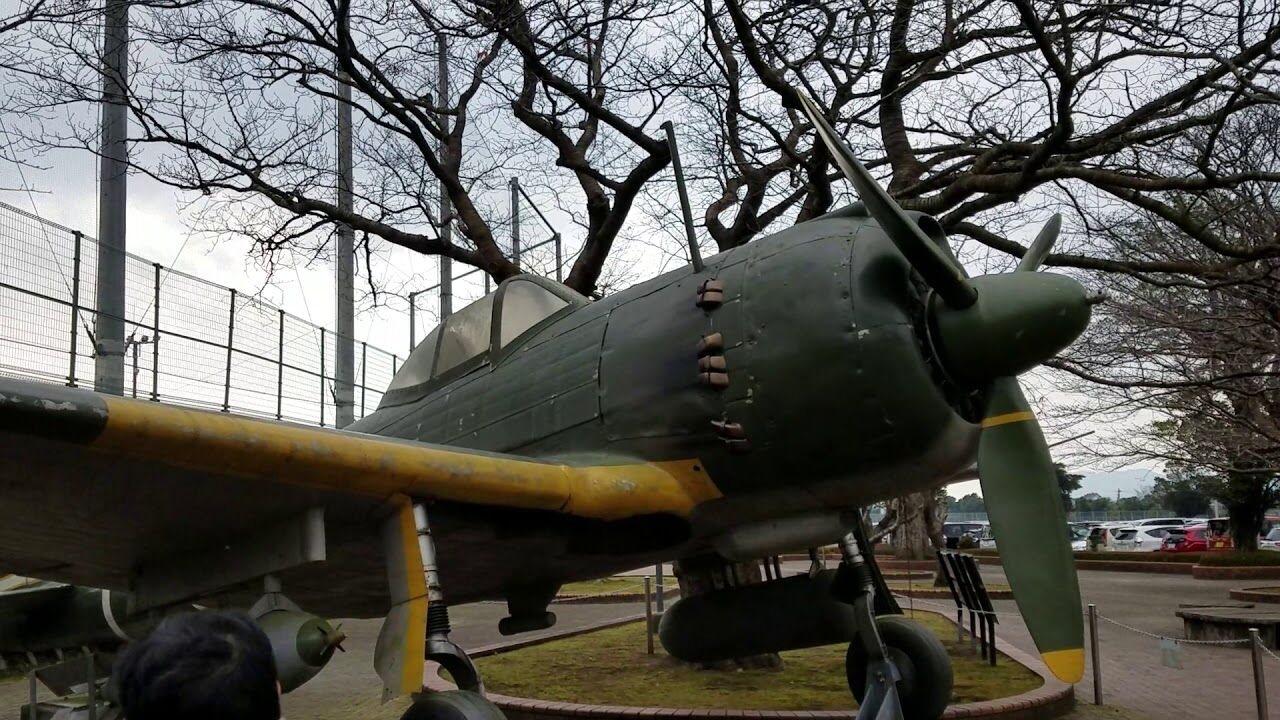 【画像】旧陸軍四式戦闘機「疾風」 唯一の現存機体を精密計測 最新機器で3次元データ収集「失われた情報復元」 鹿児島・知覧特攻平和会館 : ミリ ...