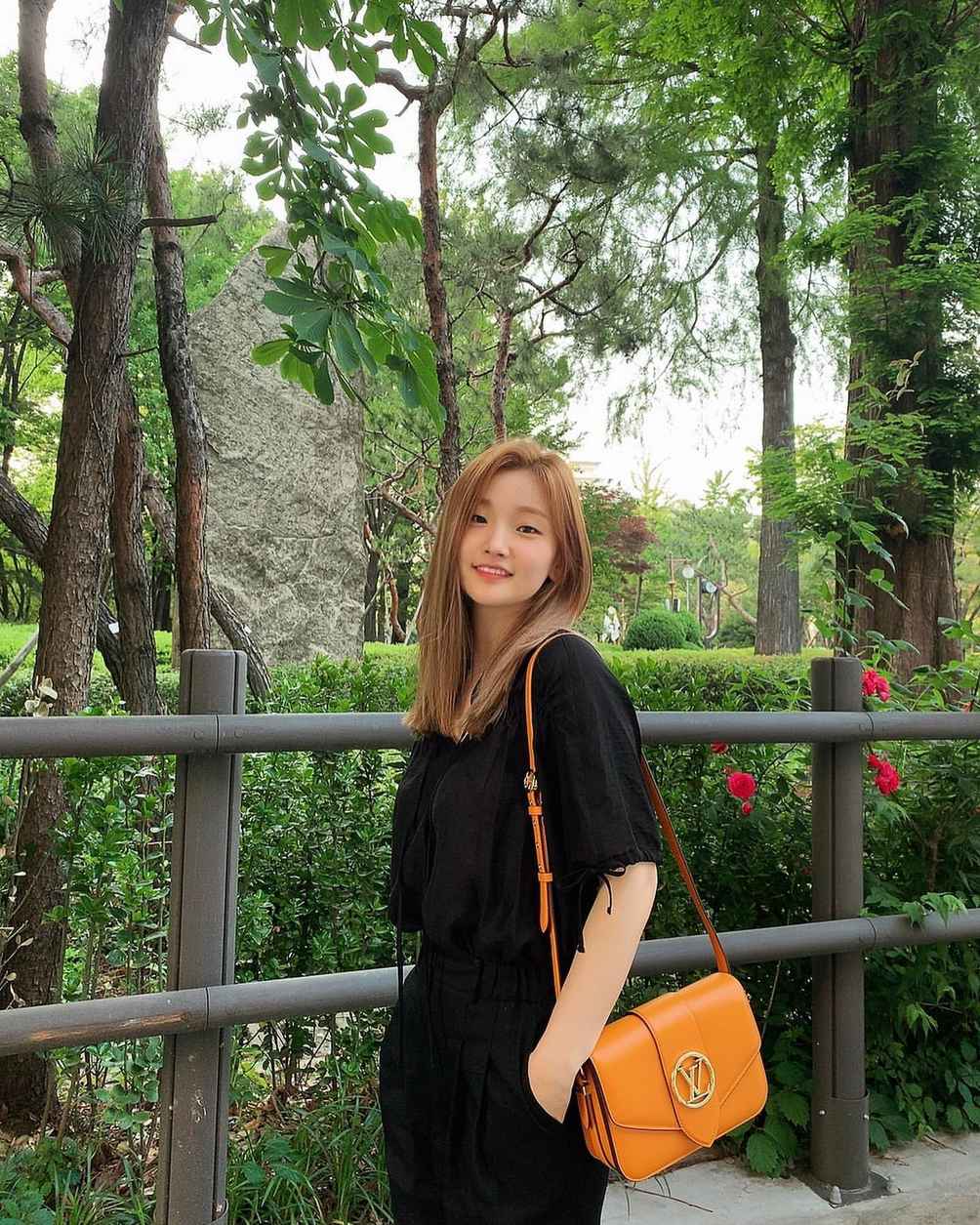 画像6枚 女優 パク ソダム 緑の木をバックに可愛い写真で近況報告 たこちゃんおすすめ 韓国ドラマ 俳優 画像6枚 女優 パク ソダム 緑の木をバックに可愛い写真で近況報告 たこちゃんおすすめ 韓国ドラマ 俳優
