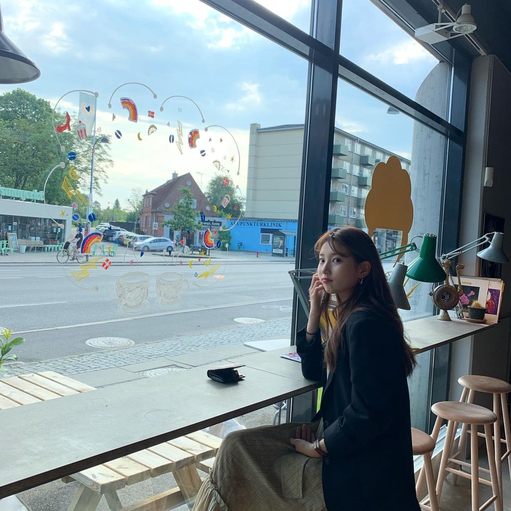 韓国女優 ペ スジ Instagram写真4枚更新 カフェで休息 19 09 03 たこちゃんおすすめ 韓国ドラマ 俳優 韓国女優 ペ スジ Instagram写真4枚更新 カフェで休息 19 09 03 たこちゃんおすすめ 韓国ドラマ 俳優