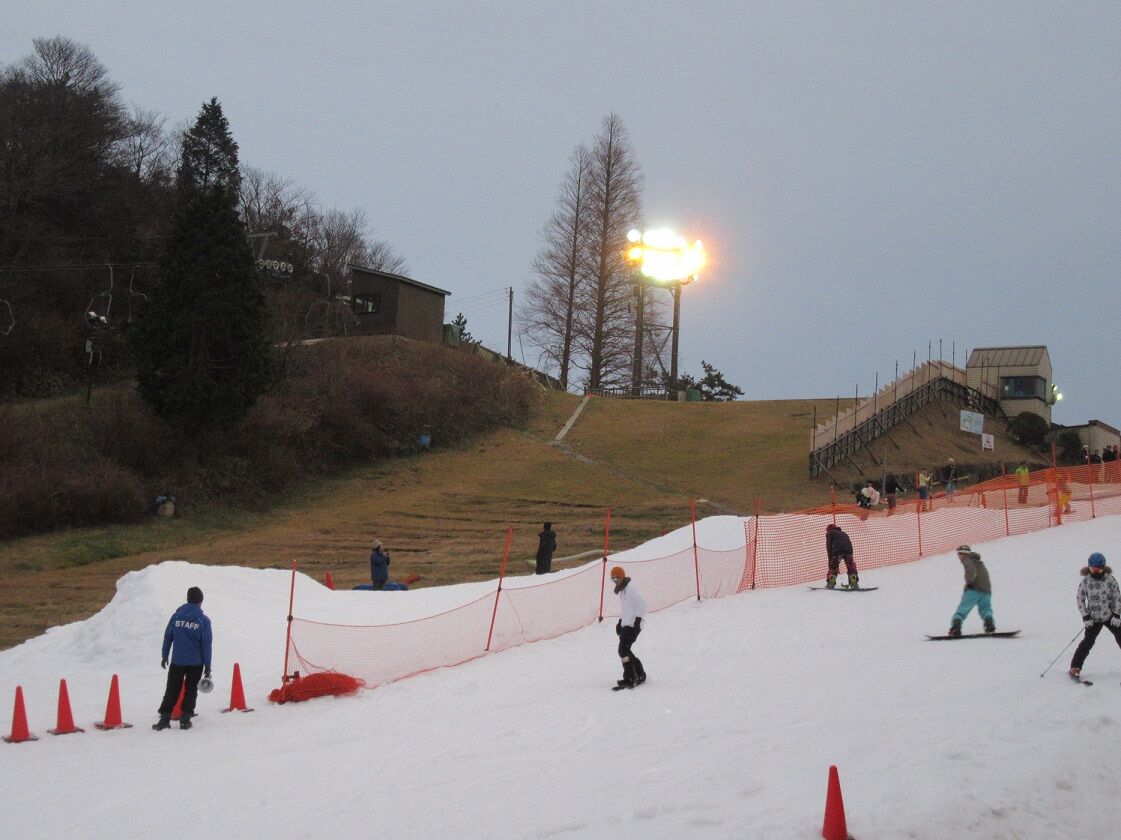 令和元年最終 六甲山スノーパーク スキー4日目 いつまでも初心者ライダー スポーツスターxlh ８８３