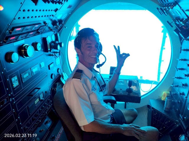 LINE_ALBUM_2026.2.24㈪HAWAII3日目アトランティス潜水艦ツアー&Kiyomiおにぎり_260301_45