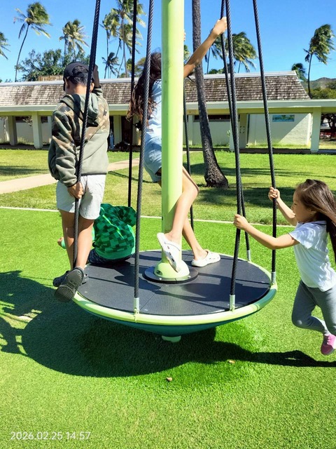 LINE_ALBUM_2026.25〜26 HAWAII5日目ハワイ州陸軍博物館・小学校＆幼稚園・フラダンス_260301_32