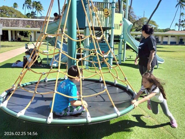 LINE_ALBUM_2026.25〜26 HAWAII5日目ハワイ州陸軍博物館・小学校＆幼稚園・フラダンス_260301_33