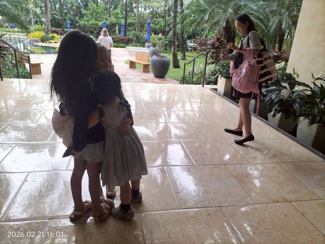 LINE_ALBUM_2026.2.21㈯Hawaii1日目 Maila_ Ayla_260301_8