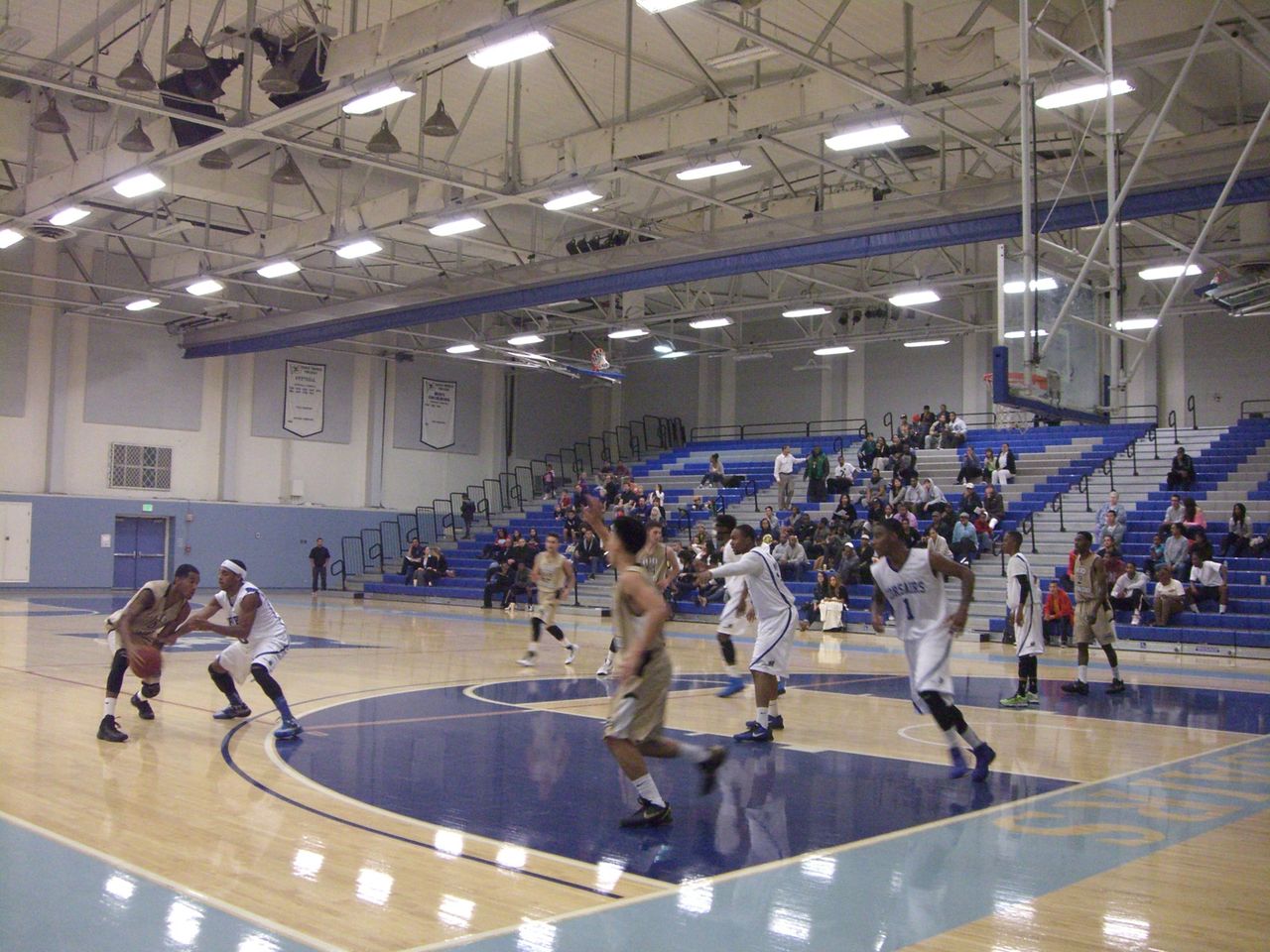 Jcゲームより学ぶ 良いバスケットを見るべき カリフォルニアの風