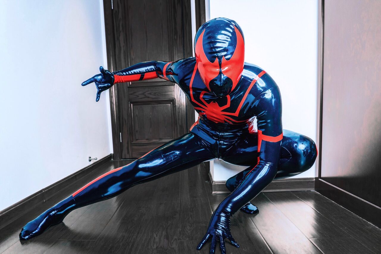 【美品】FantasticRubber 0.25mmネックエントリーラバースーツ 新品未使用】Fantastic Rubber ネックエントリーラバースーツ