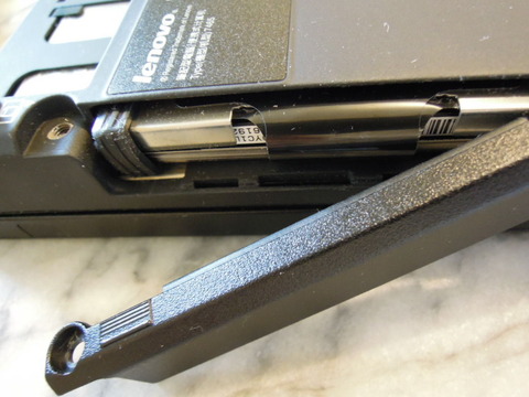 Think Pad X200s HDDをSSDにハードディスク換装