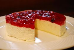 グーテ・ド・ママンのベリーベリーレアチーズケーキ