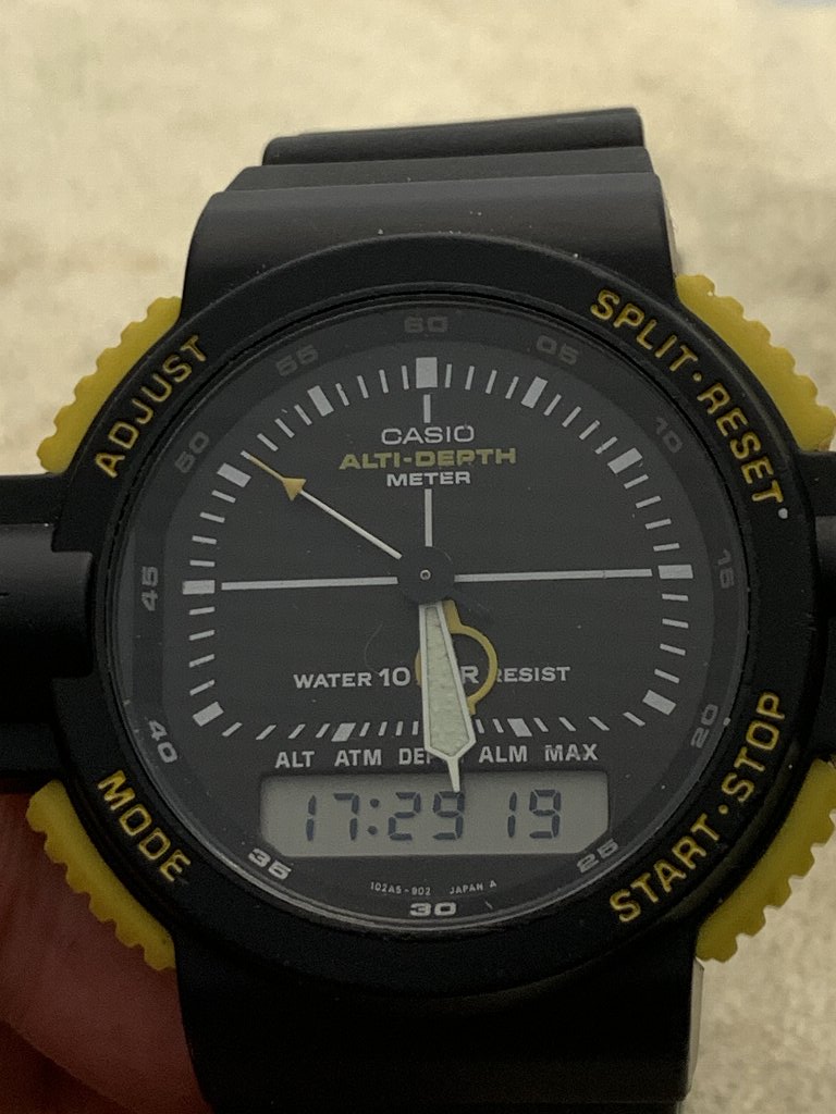 □ CASIO ALTI-DEPTH METER ARW-320 ジェナスウォータースポーツ高度計 