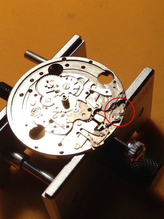 天然クォーツ ロック　クリスタル　42mm GRAND RINO / ロッククリスタル(クォーツ) 3A ピラミッド [130