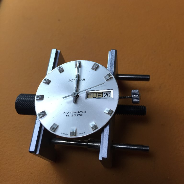 □ Milus M30 172 25jewels 1970年代 : 僕と猫と時計と
