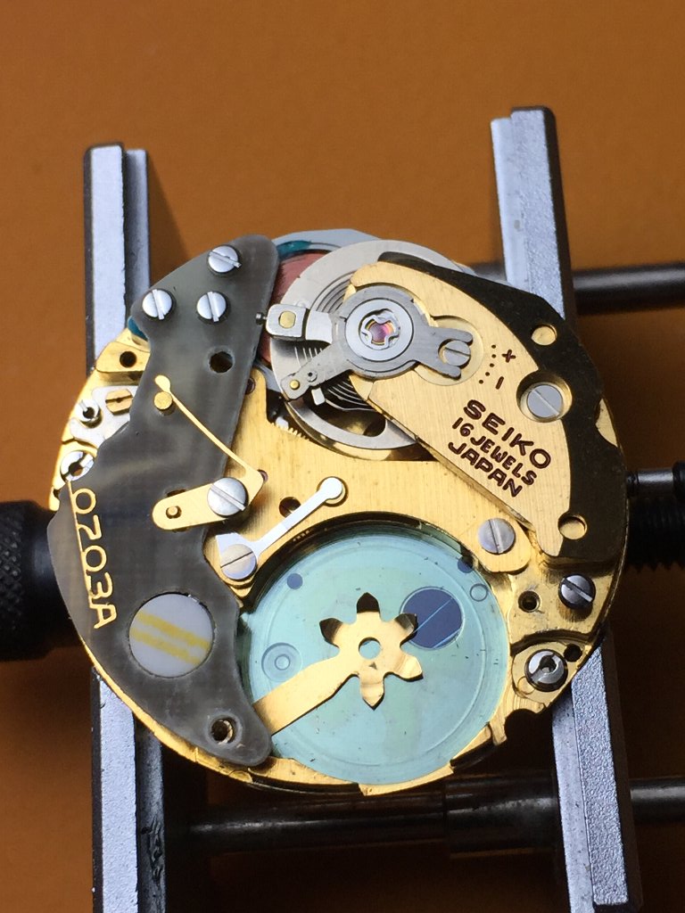 珍品　SEIKO　電磁テンプ backend=imagemagick;version=1;