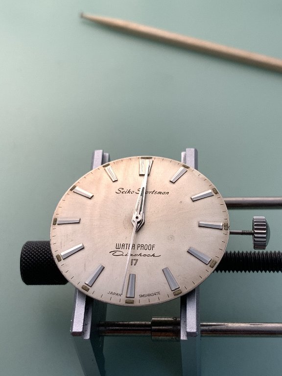 □ SEIKO SPORTSMAN Waterproof Diashock 17Jewels（1964年）昭和39年