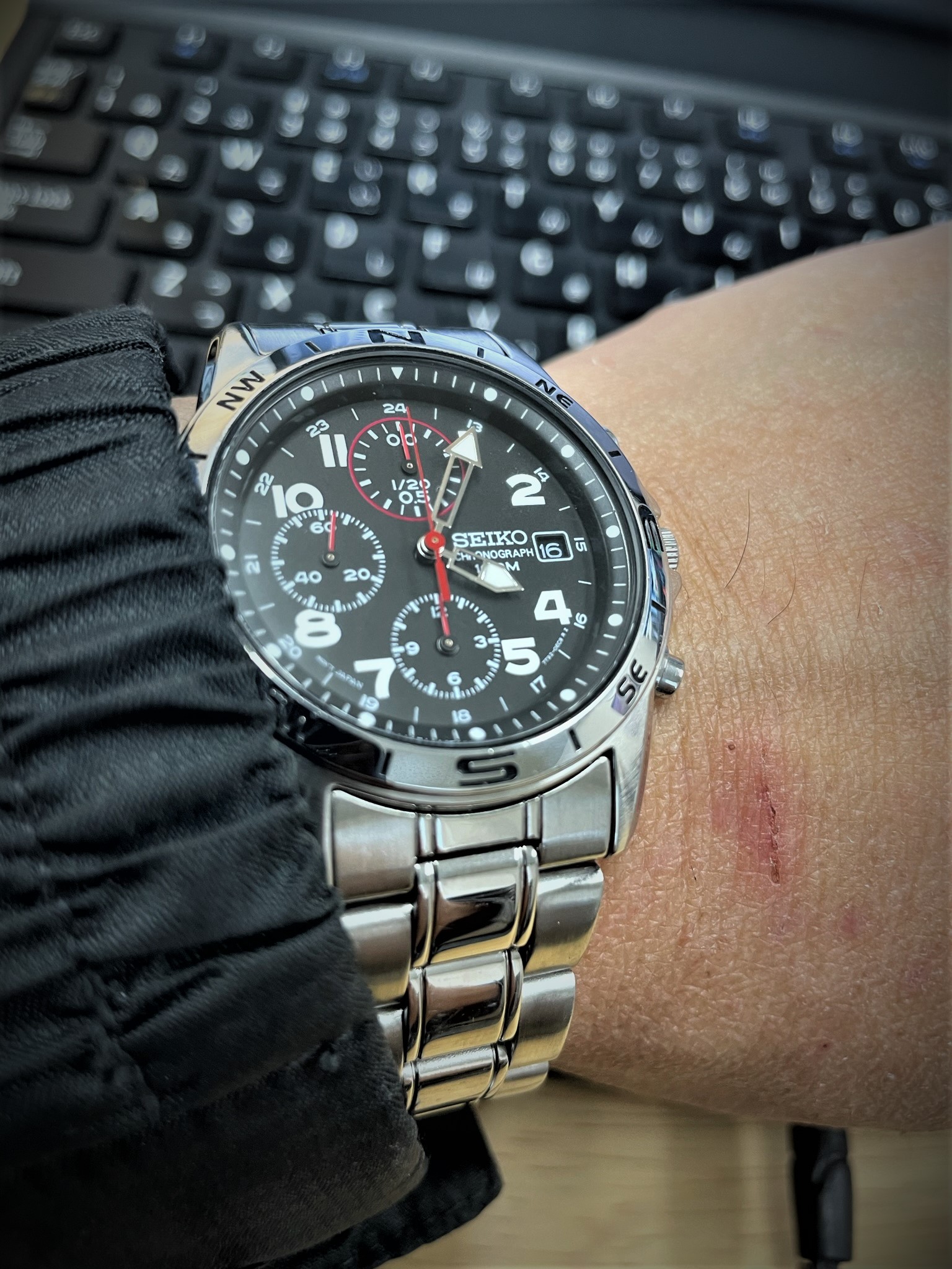 □ カジュアルクロノ SEIKO chronograph その3 電池交換と駒ツメ □ カジュアルクロノ SEIKO chronograph その3 電池交換と駒ツメ
