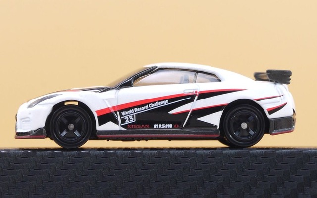 トミカ 2022/2 No.078 日産 GT-R NISMO Special edition ドリフト