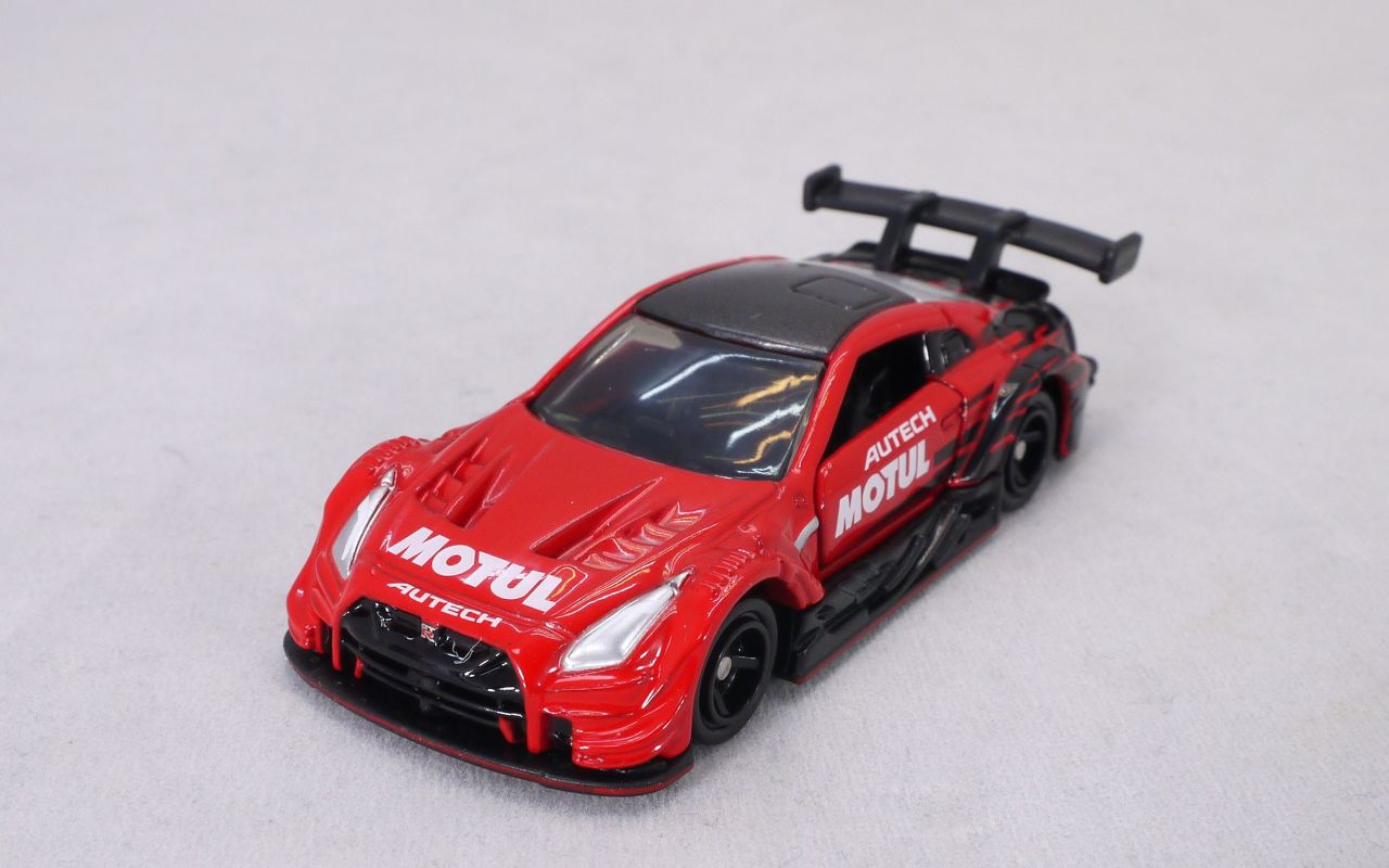2019/12 トミカ No.013 日産 GT-R NISMO GT500 2019 COLOR 日産