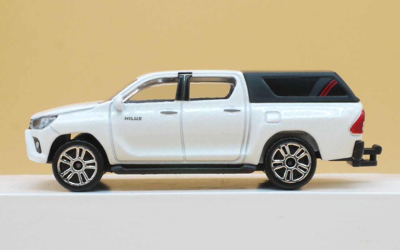 マジョレットミニカー 292K トヨタ ハイラックス REVO 日本車