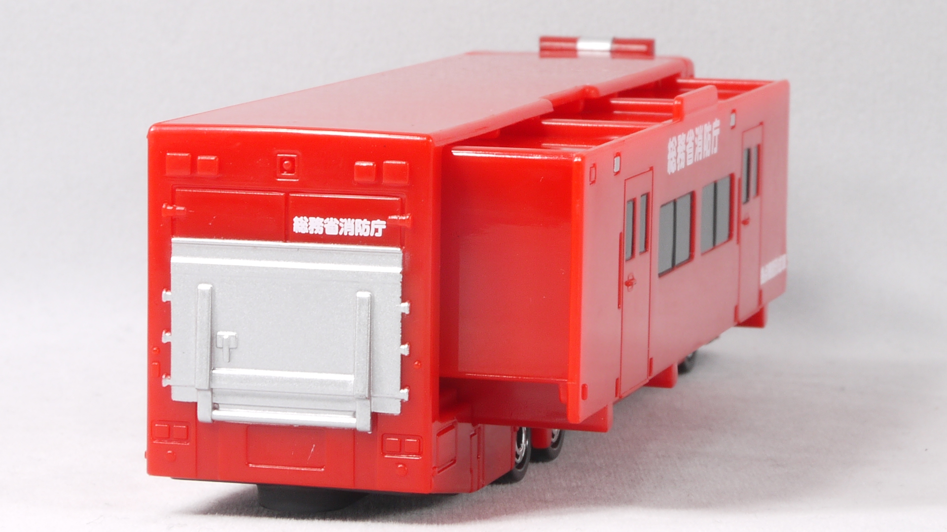 2016/9 トミカ ロング No.137 いすゞ ギガ 拠点機能形成車 通常版 : ま