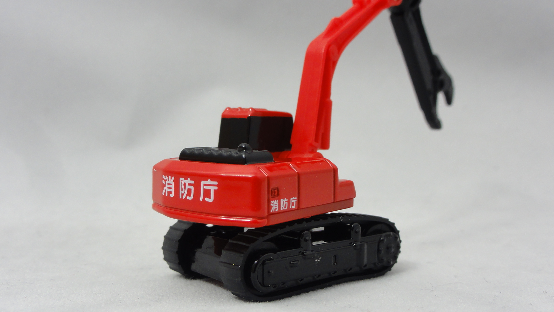 トミカ　コマツ　油圧ショベル　PC200 ガレオ　1/122 トミカ 9 コマツ油圧ショベル PC200 ガレオ 1/122 - メルカリ