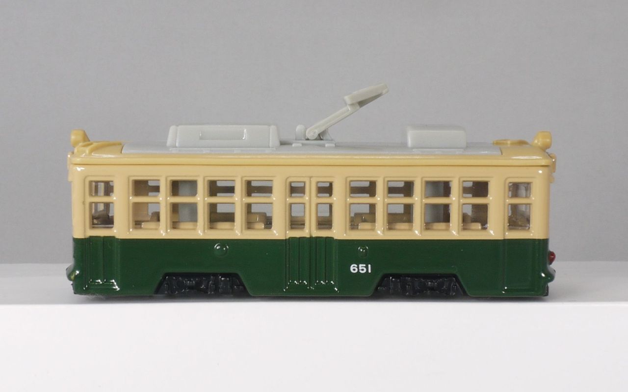2018/11 トミカ No.066 広島電鉄 650形 通常版 : まつくログ