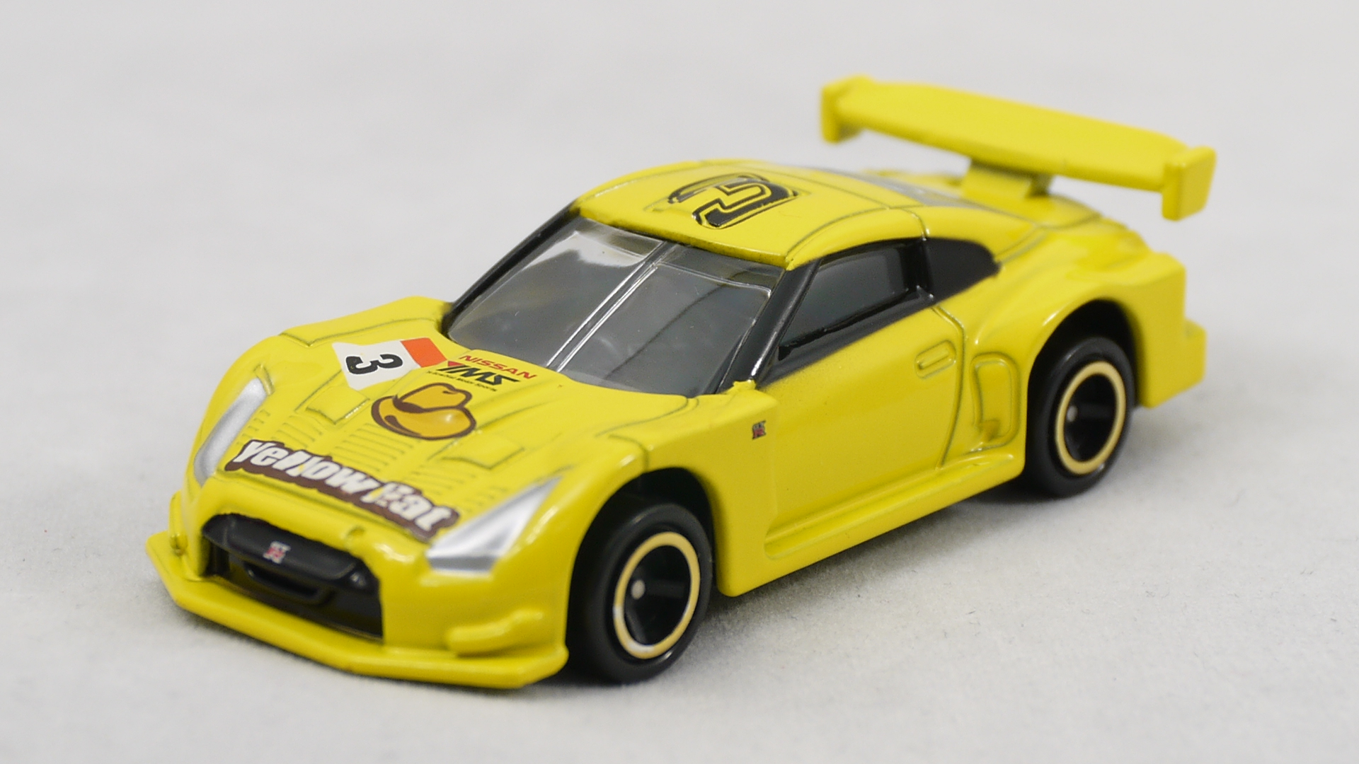 トミカ No.050 日産 GT-R レーシングカー