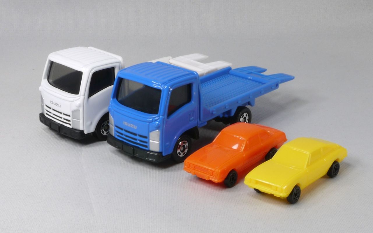 17 3 トミカ No 060 いすゞ エルフ 車両運搬車 まつくログ トミカ分室