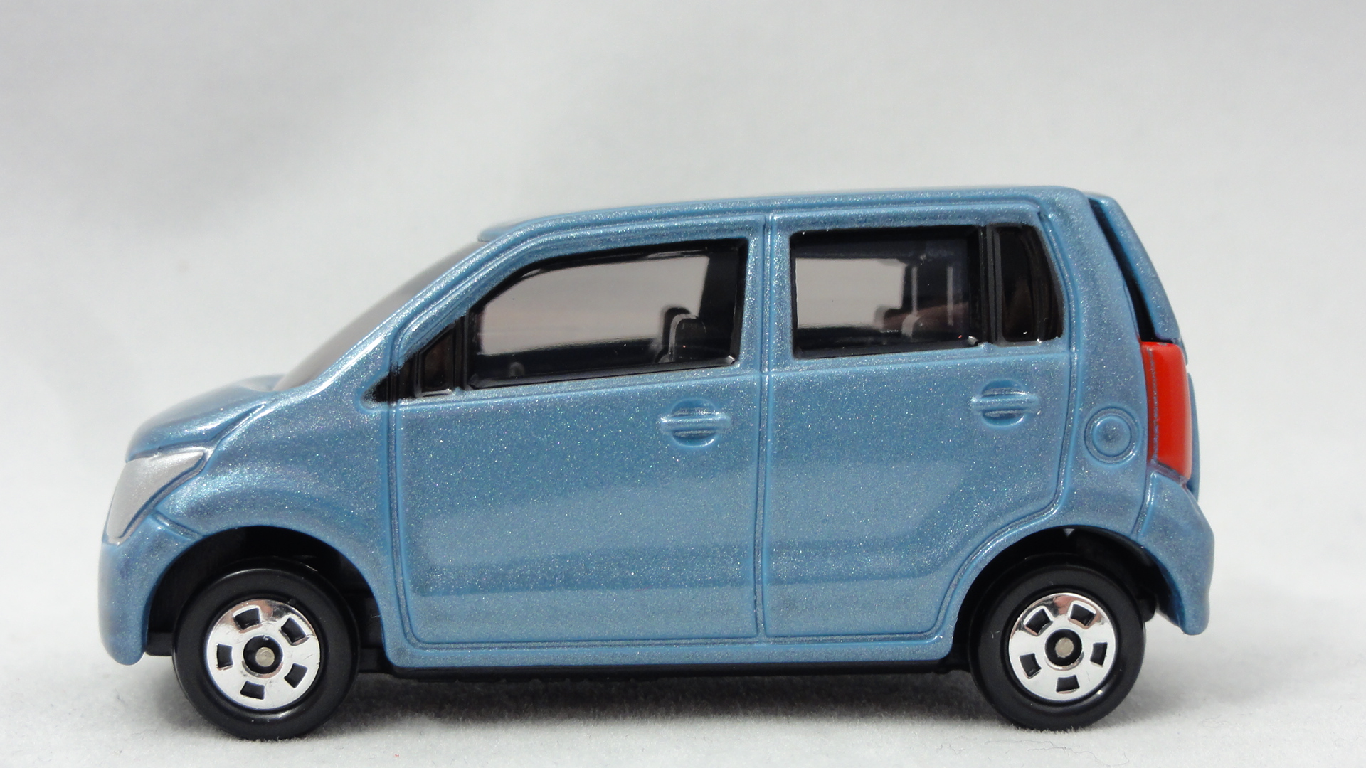 2009/5 トミカ No.058 スズキ ワゴンR 通常版 : まつくログ-トミカ分室