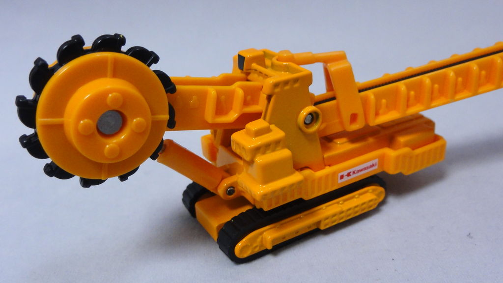 2010/2 トミカ ロング No.140 川崎重工業 バケットホイールエキスカ