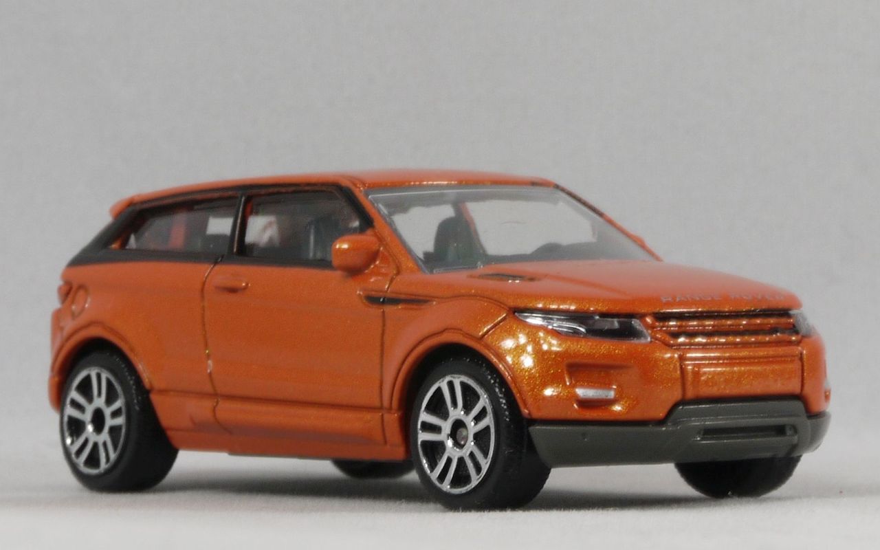 マジョレットミニカー 266a ランドローバー レンジローバー イヴォーク まつくログ トミカ分室