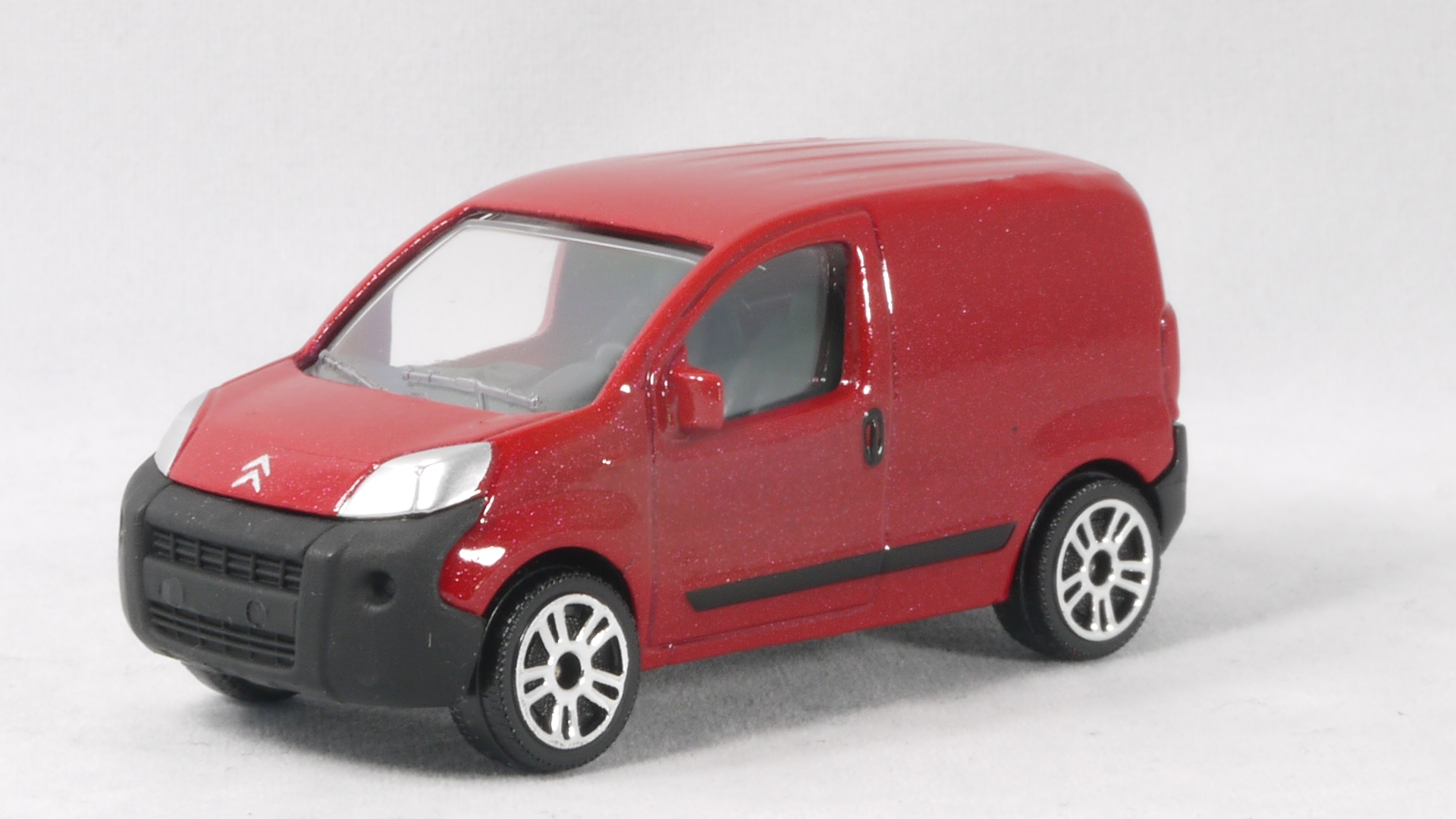 Amazon.co.jp: ミニカー 1/43 ノレブ シトロエン ネモ Nemo