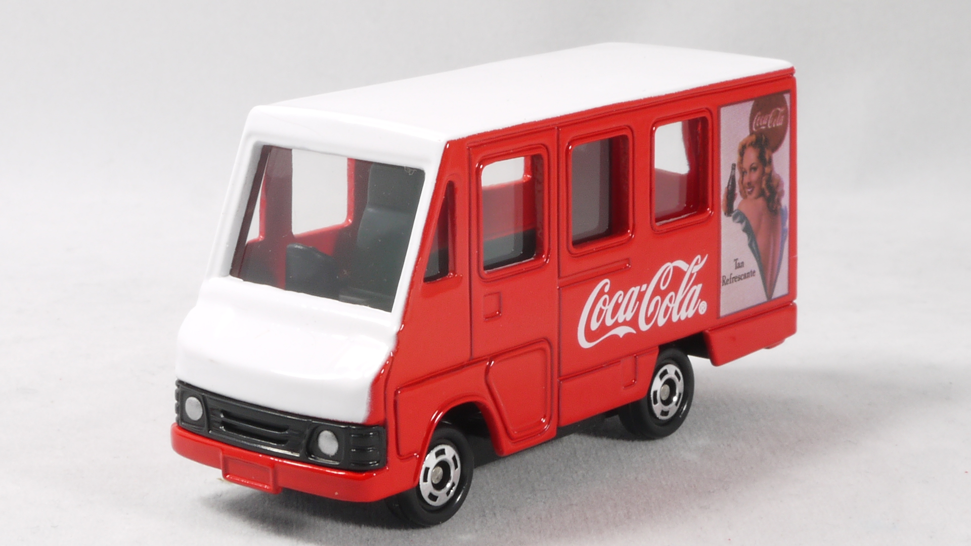 2006/3 トミカ No.093 トヨタ クイックデリバリーバン : まつくログ