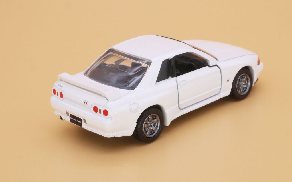オリジナル トミカプレミアムNISSAN SKYLINEGT－R(BNR32) ミニカーショップ ケンボックス トミカプレミアム☆26☆日産