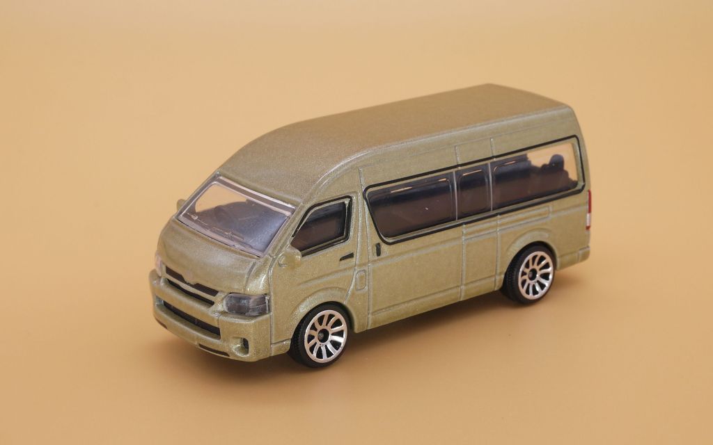 マジョレットミニカー 216C トヨタ ハイエース SPORTS&MUSTLE2 : ま