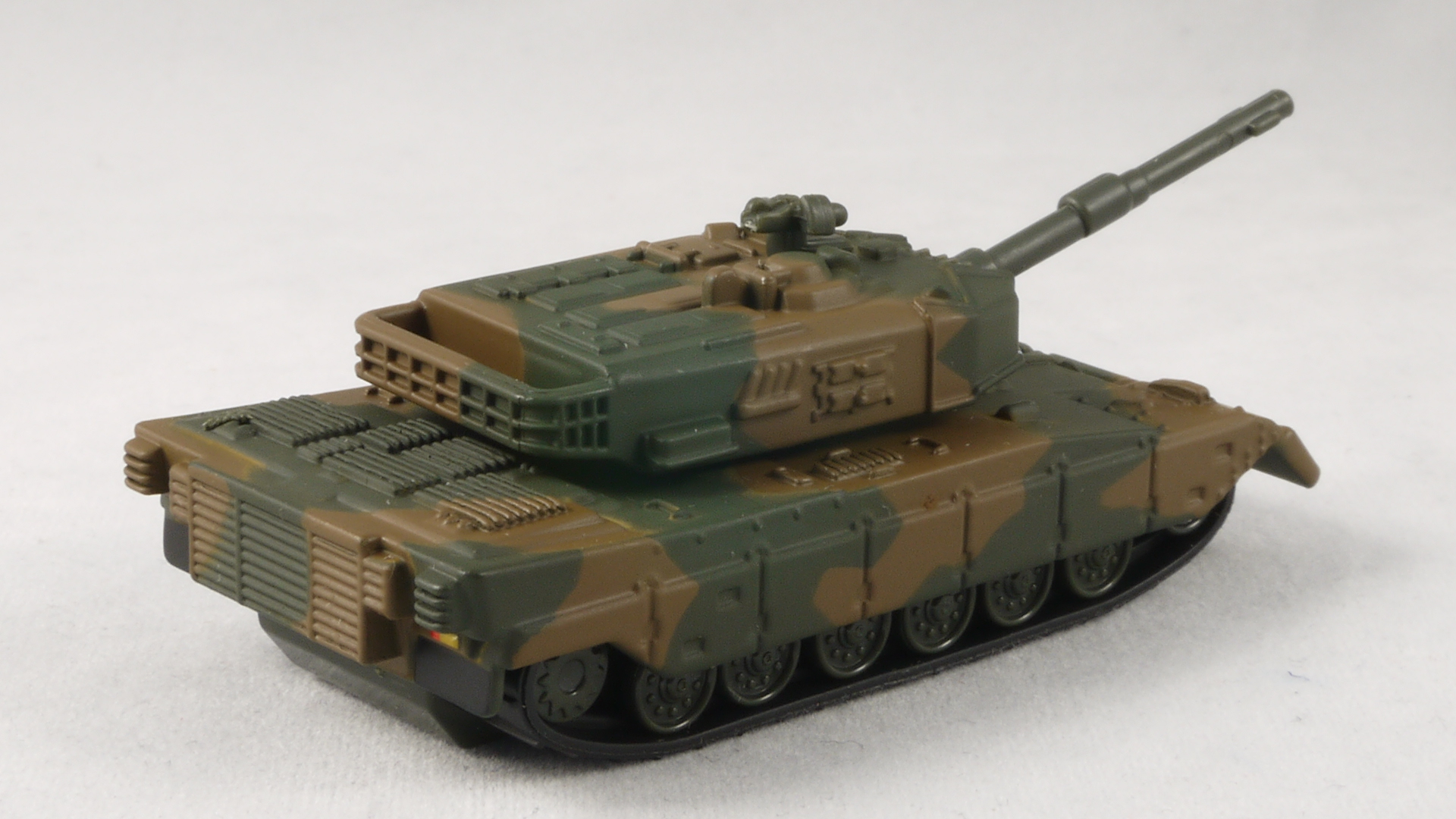 2016/1 トミカプレミアム 自衛隊 90式戦車 ドーザー付き : まつくログ