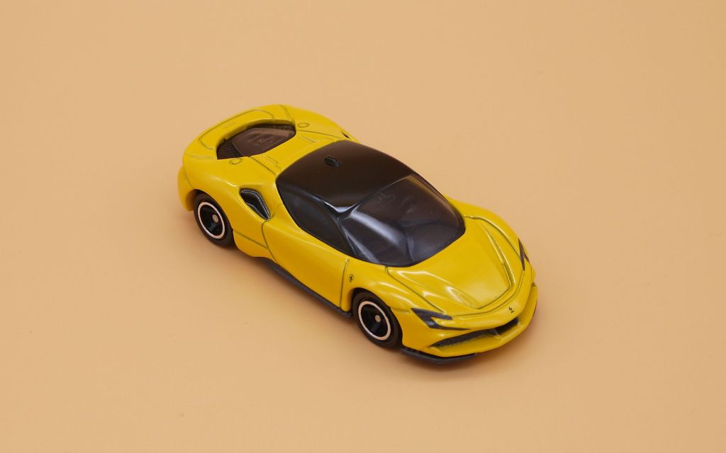 2021/11 トミカ No.120 フェラーリ SF90 ストラダーレ ギフトセット