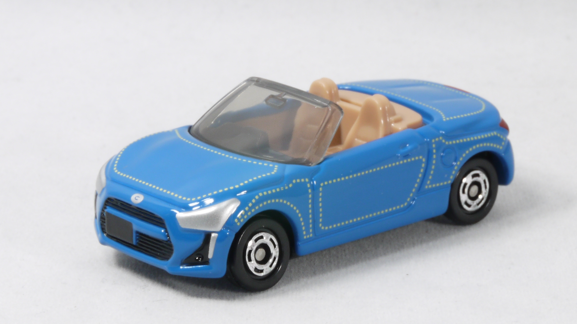 2016/4 トミカ No.052 ダイハツ コペン Right-on : まつくログ-トミカ分室