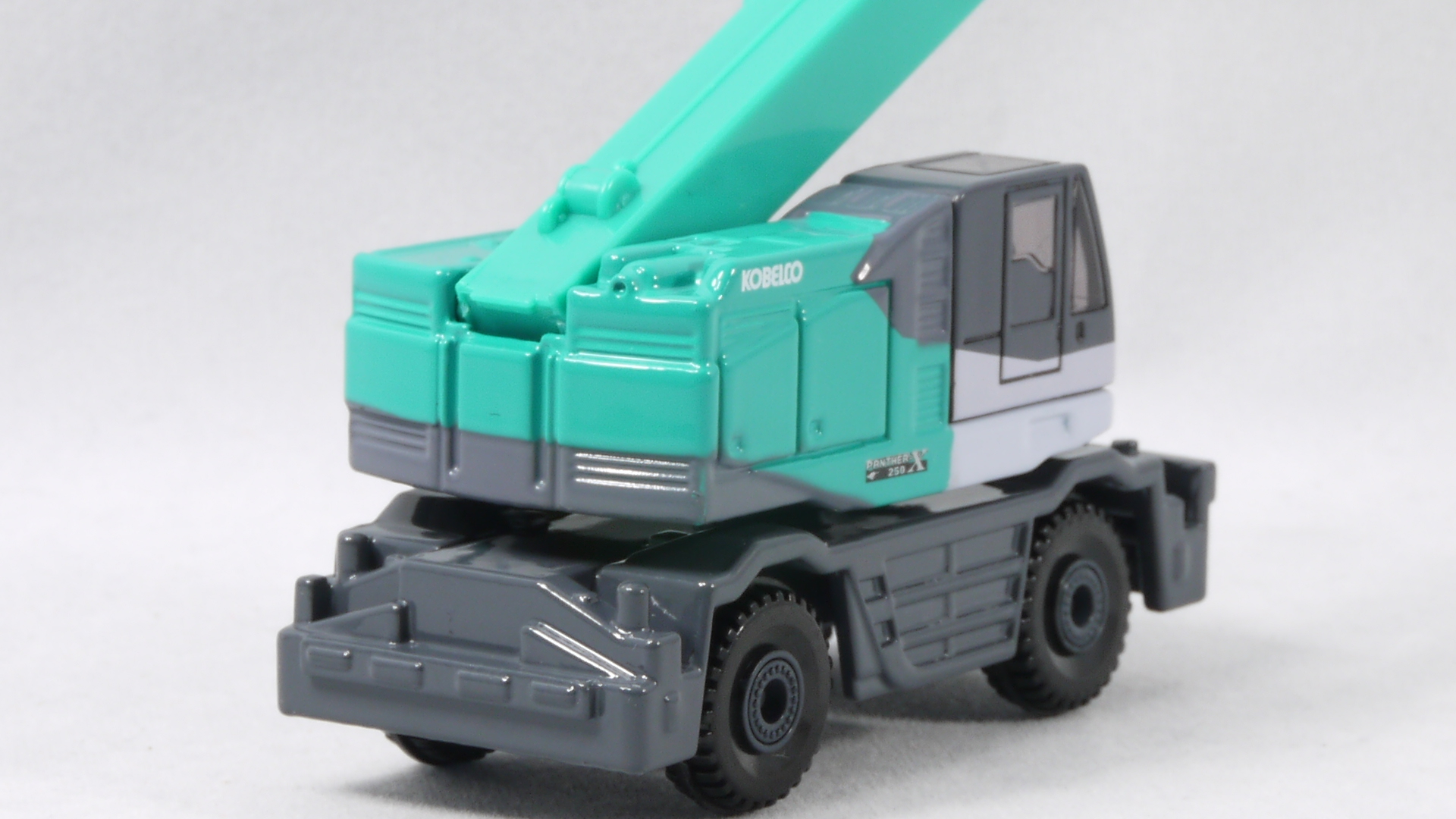 2011/7 トミカ No.073 コベルコ ラフテレーンクレーン パンサーX 250
