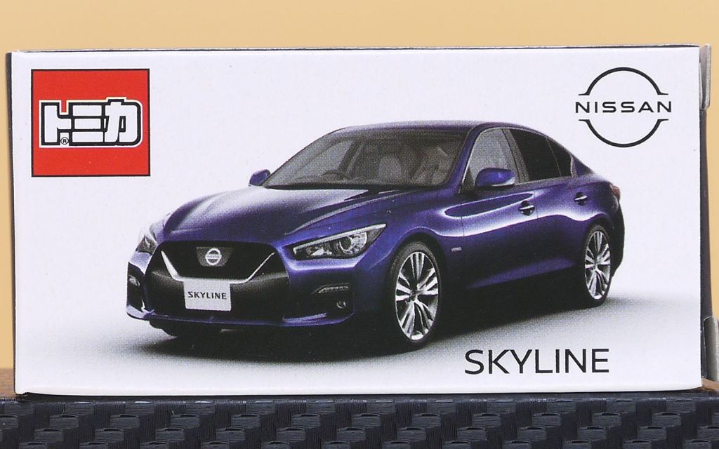 日産オンラインショップで購入したトミカ スカイライン! DEEP