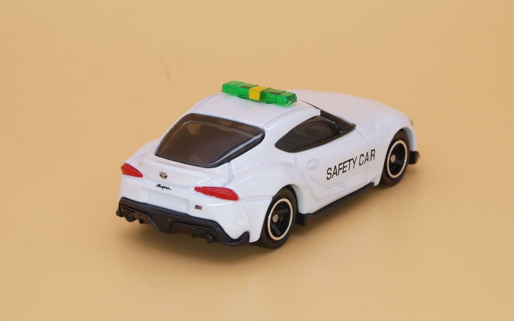 2022/1 トミカ No.117 トヨタ GR スープラ セーフティーカー仕様